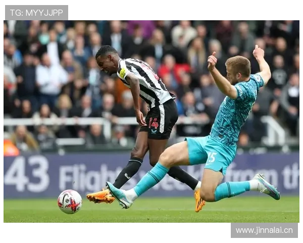 埃迪豪:只要俱乐部有可用资金,我们愿意投入转会,但要遵守规则-直播吧