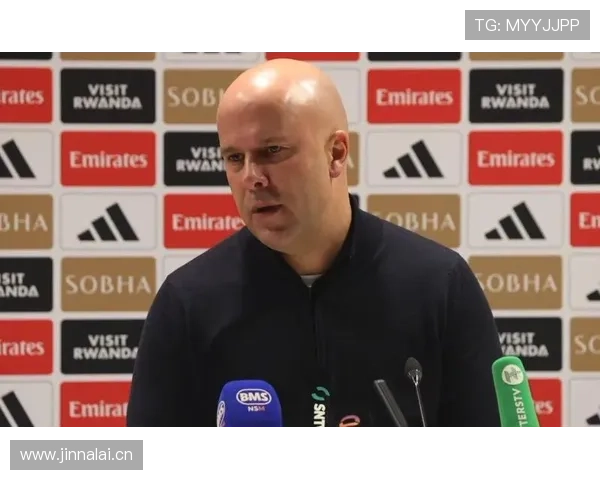 基恩质疑马丁内利!赖特:你在针对他,他根本没看到布拉德利扭伤-直播吧