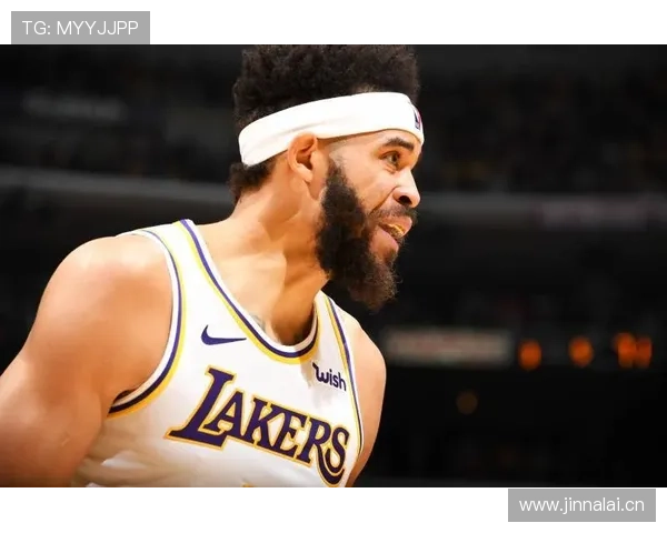 哈塞尔巴因克:赛季前我低估了特罗萨德,他本赛季的表现让我惊讶-直播吧